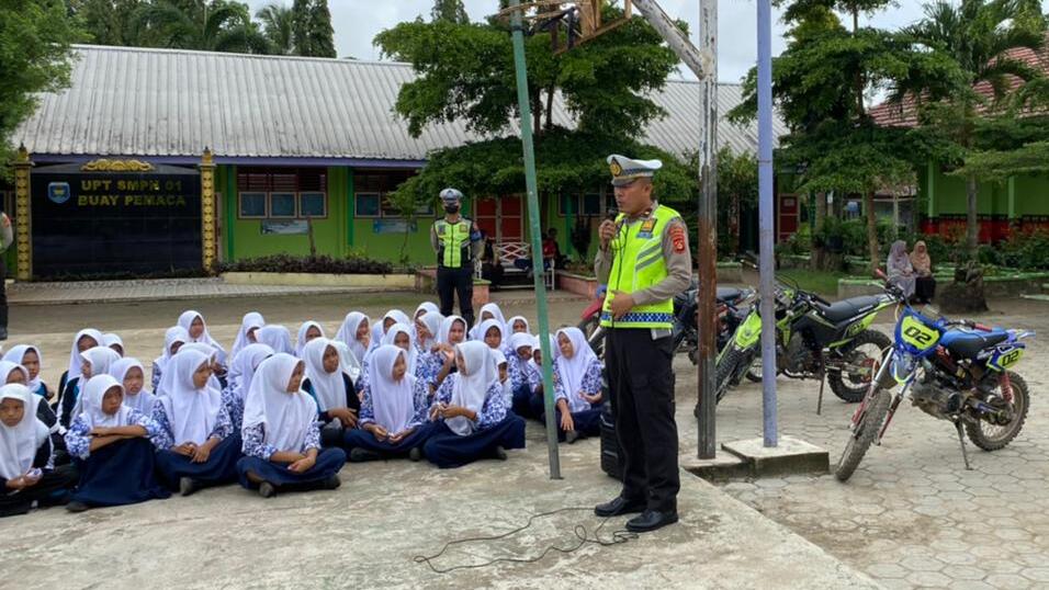 Satlantas Polres OKU Selatan Sosialisasikan Larangan Knalpot Bising di Sekolah