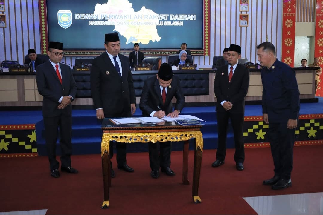 Bupati OKU Selatan Hadiri Rapat Paripurna DPRD, Bahas RKU-APBD dan Propemperda 2027