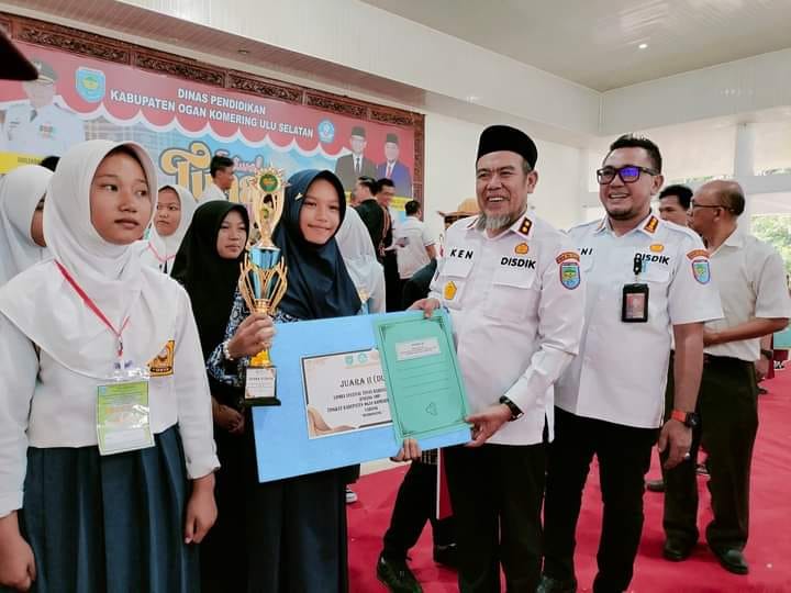 Siswi SMPN 01 Simpang OKU Selatan Raih Juara Dua Festival TBI