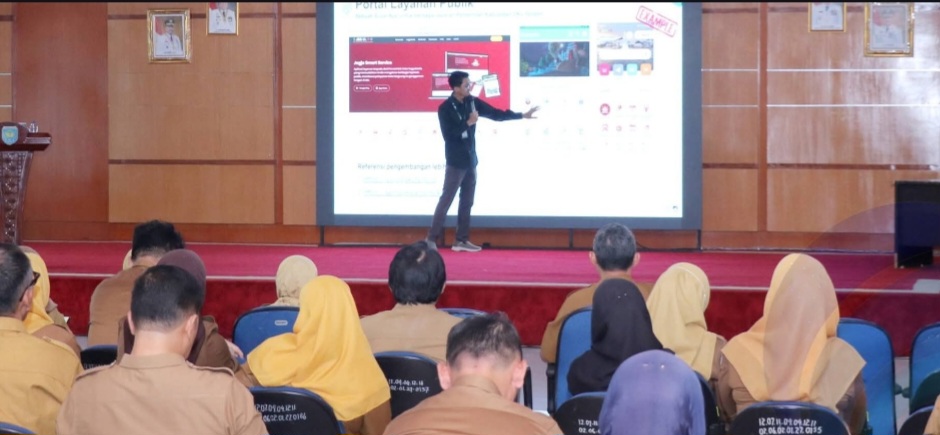 Asisten I Setda OKU Selatan Buka Sosialisasi Arsitektur dan Peta Rencana SPBE