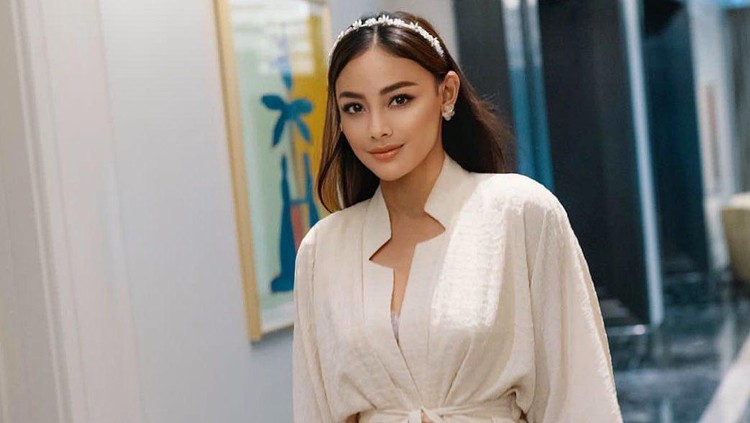Bela Palestina, Puteri Indonesia 2013 Berdebat Sengit dengan Miss Israel di Instagram
