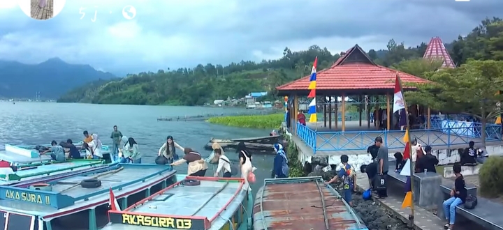 Wisatawan Harapkan Perbaikan Akses ke Air Panas Danau Ranau OKU Selatan