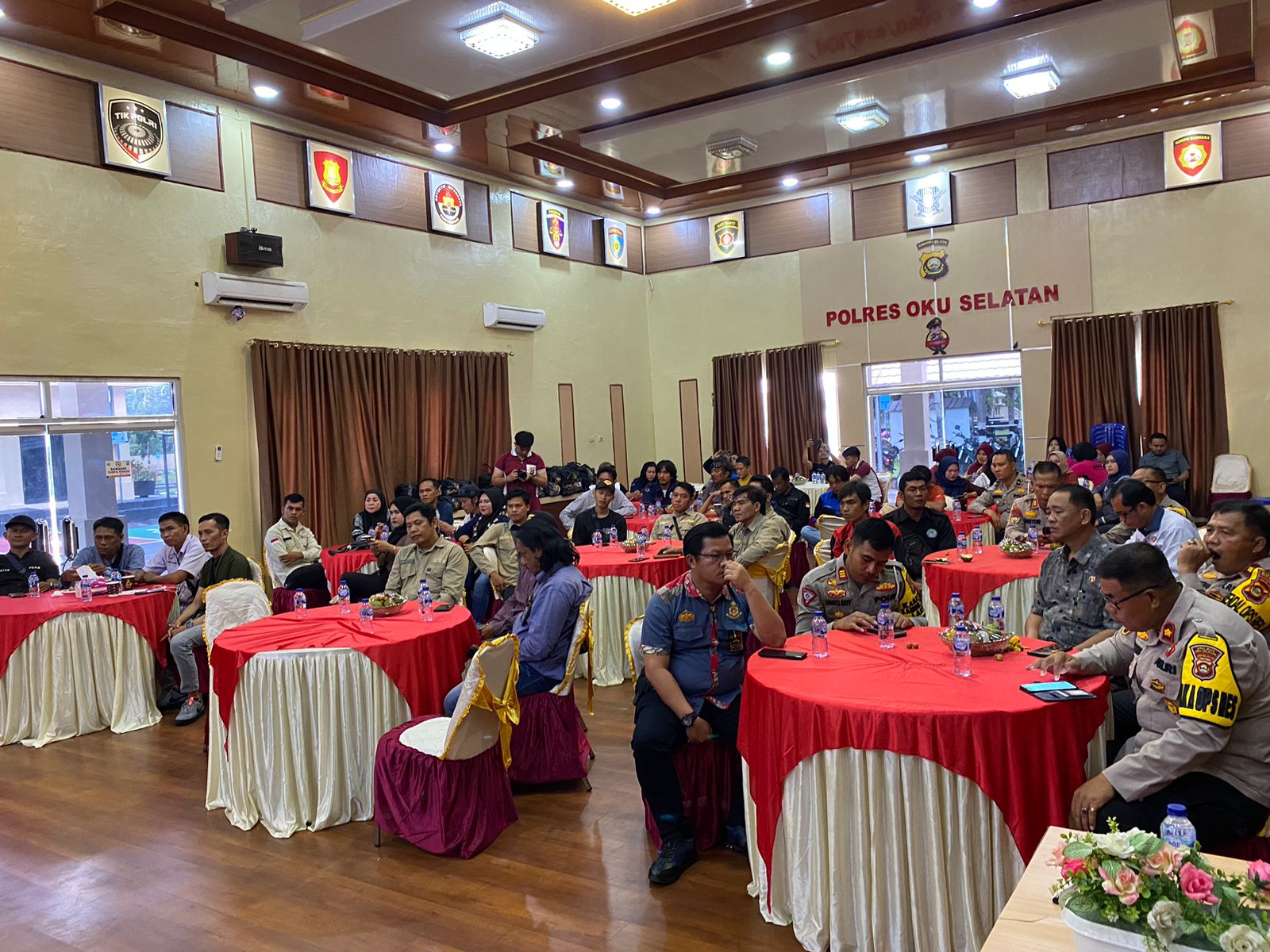 IWOI dan Organisasi Lainnya Sambut Baik Acara Perkenalan Kasi Humas di Polres OKU Selatan.