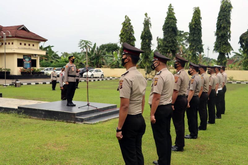 Awal Tahun 2022, 36 Personil Polres OKU Selatan Naik Pangkat