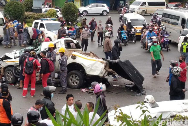 Rem Blong… Tronton Tabrak Enam Mobil dan 14 Sepeda Motor, Lima Tewas, 13 Orang Terluka