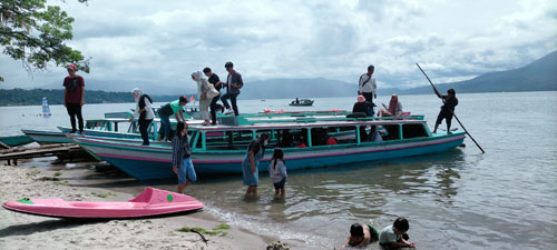 Danau Ranau Ramai, Dikunjungi Pengunjung Luar Daerah
