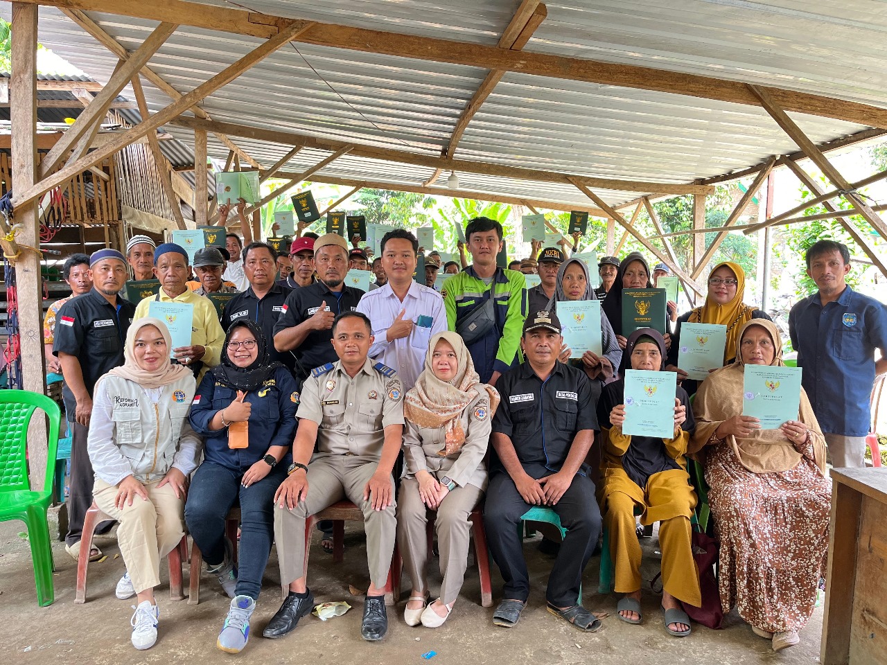 BPN OKU Selatan Lakukan Penyerahan Setifikat Tanah