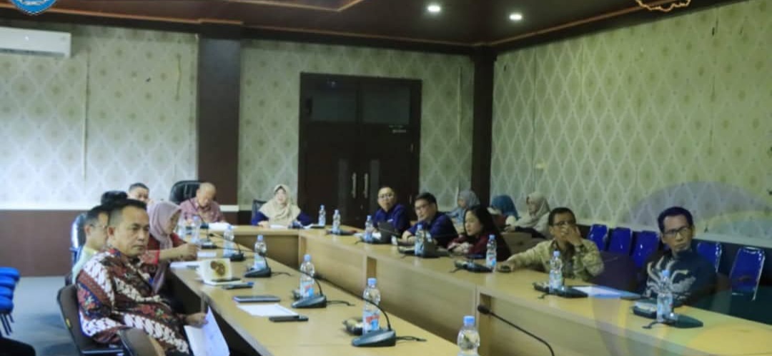 Asisten Administrasi Umum Pimpin Rapat Evaluasi Program JKN 2026 di OKU Selatan