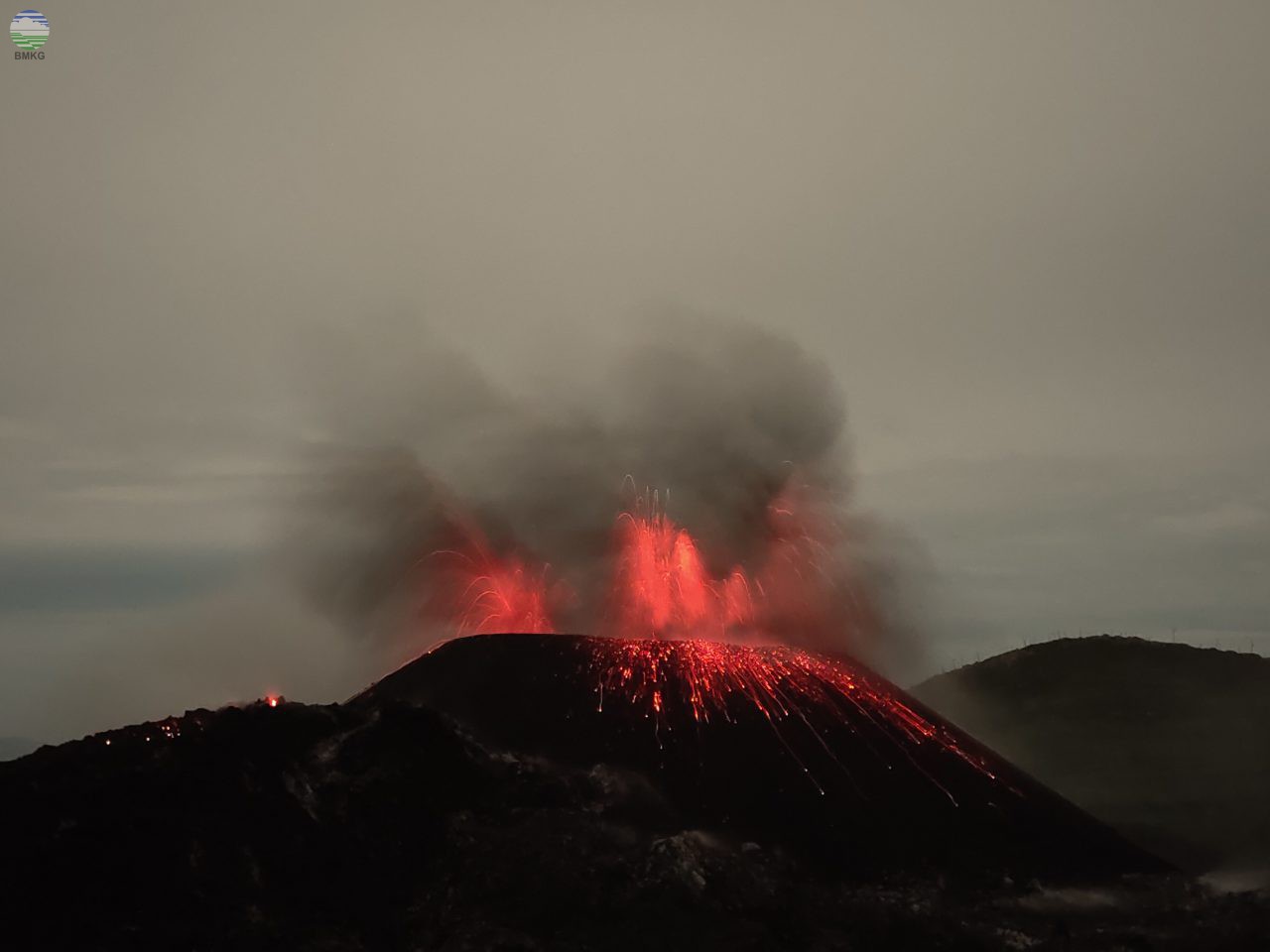 Gunung Ruang di Sulawesi Utara Kembali Erupsi, BMKG Intensif Upaya Deteksi Tsunami