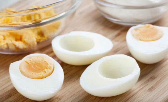 Putih Telur, Tersimpan Manfaat Tak Terduga untuk Menjaga Kesehatan Anda! 