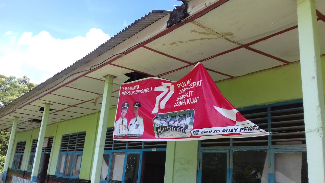 Kondisi Atap Gedung SDN 02 Buay Pemaca Bikin Miris