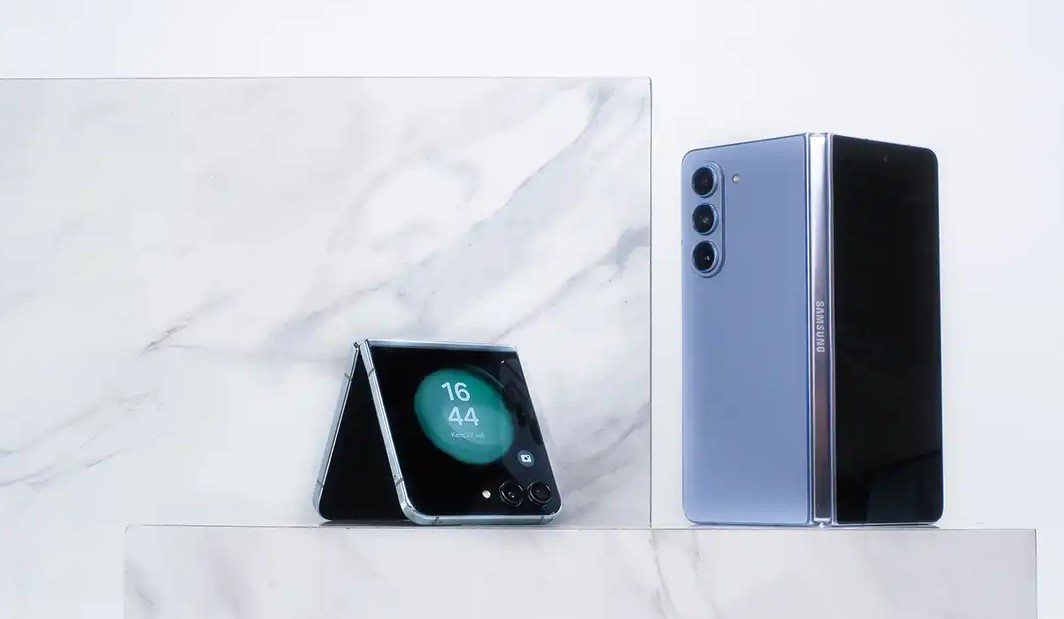 Galaxy Z Fold5 dan Z Flip5, Mengubah Wajah Smartphone dengan Desain Lipat Revolusioner