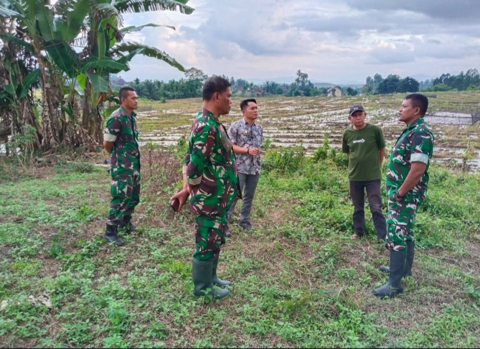 Camat Buay Runjung Tinjau Persiapan KopDes Merah Putih di NBB dan Sugihwaras