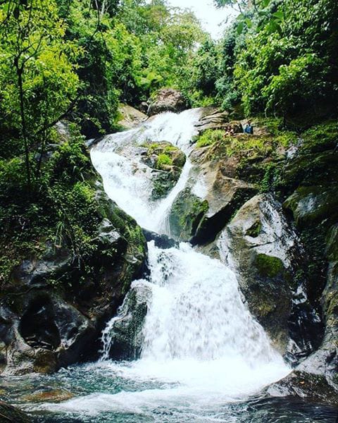 Temukan Keindahan Tersembunyi di Balik Pesona Air Terjun Galang Tinggi, Desa Galang Indah