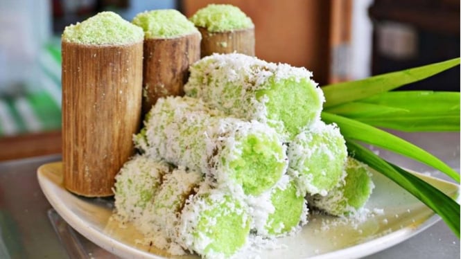 Kelezatan Kue Putu Klasik, Isi Gula Merah Membawa Tradisi dan Nikmat!