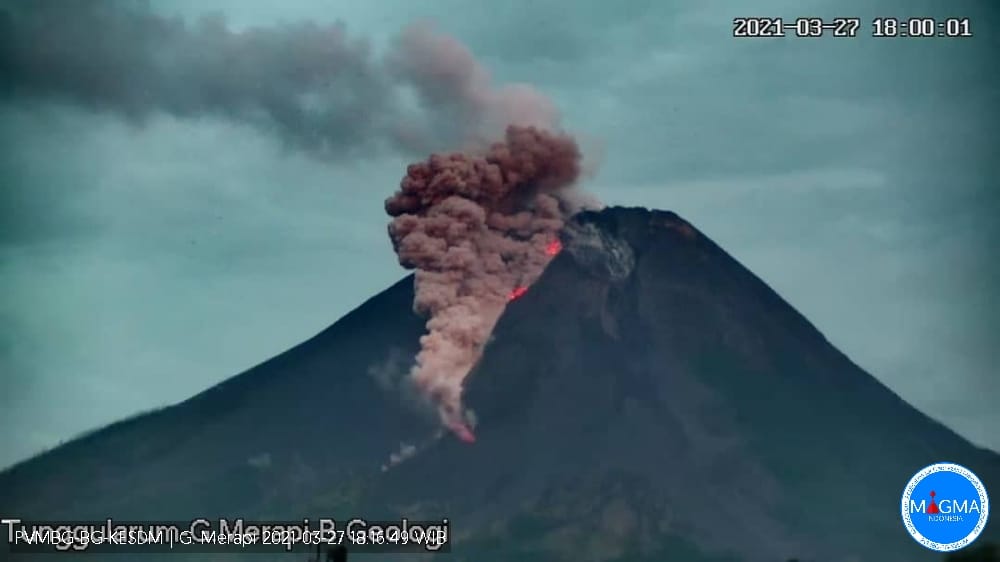 3 Gunung Berapi Ini Bestatus Siaga Level III