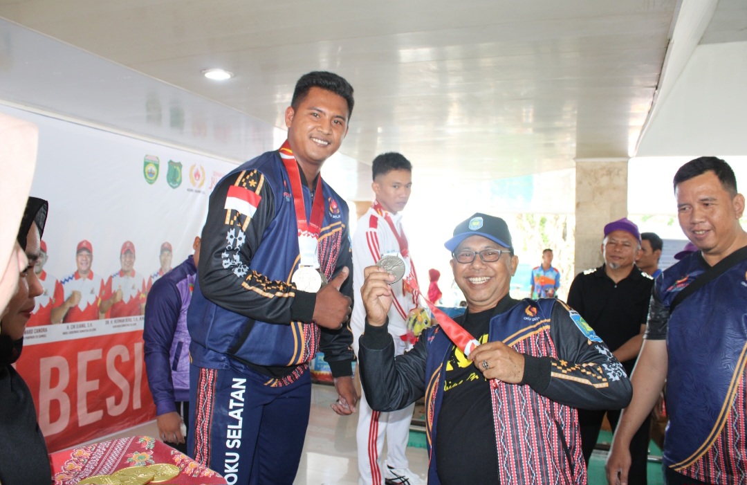 Cabor Angkat Besi OKU Selatan Sumbang 3 Emas, 6 Perak, dan 1 Perunggu di PORPROV XV Sumsel