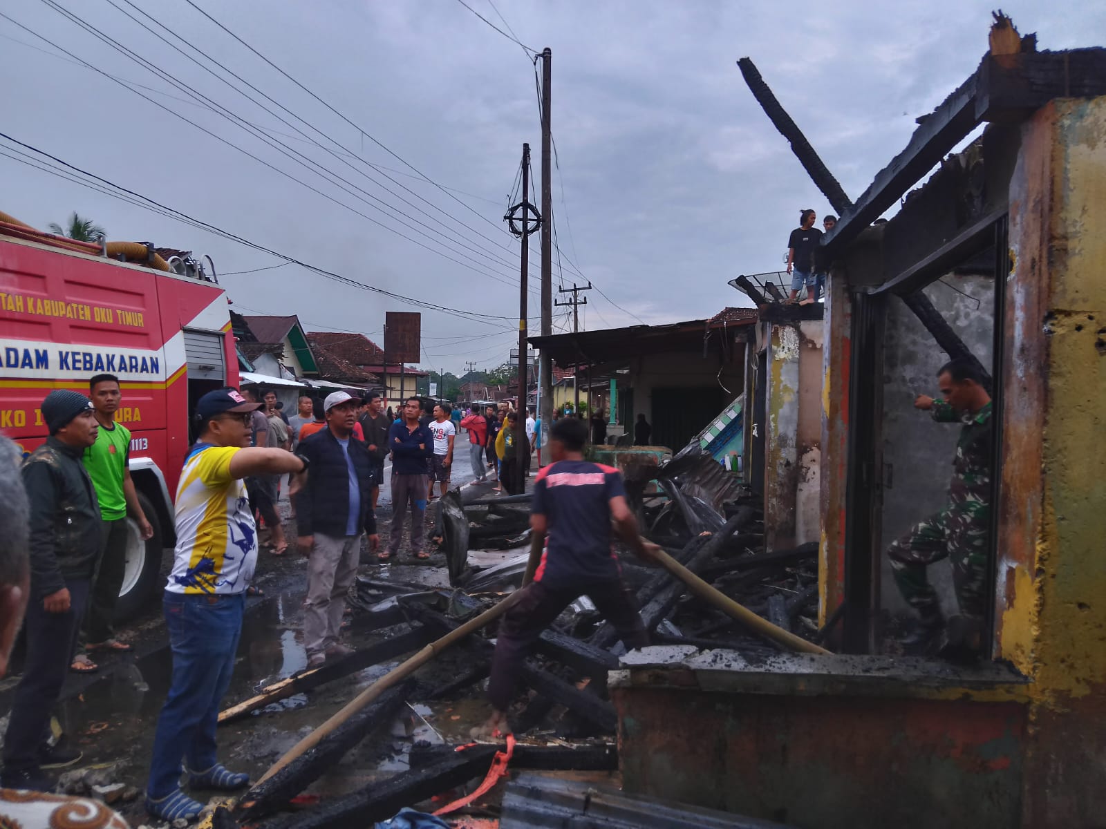 Camat Simpang Himbau Warga Waspada Api