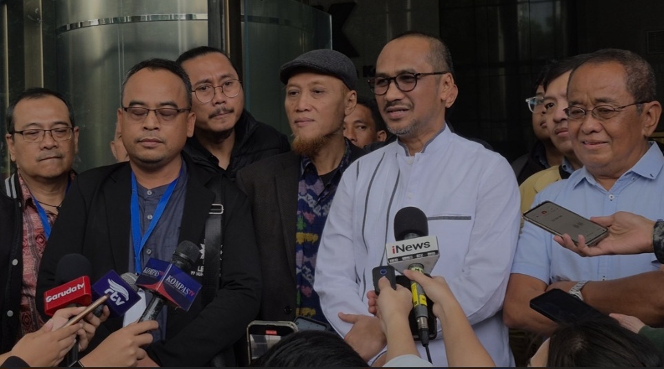 Abraham Samad dan Koalisi Masyarakat Sipil Laporkan Dugaan Pelanggaran Agung Sedayu Group ke KPK
