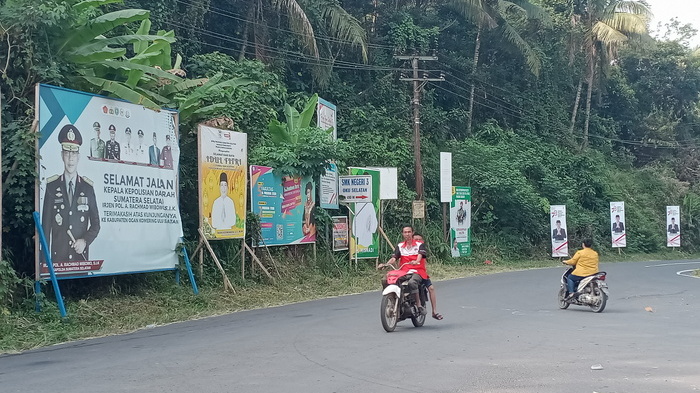 Simpang Tiga Jagara Ditransformasi Menjadi Galeri Baleho