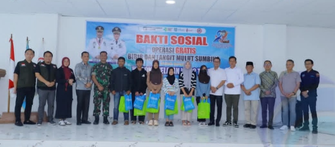 PEMERINTAH APRESIASI PELAKSANAAN OPERASI BIBIR SUMBING DAN CELAH LANGIT-LANGIT GRATIS YANG DIINISIASI IDI OKU 