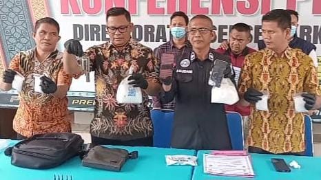 Polda Sumsel Tangkap Bandar Narkoba di OKU Selatan, Sita 2,8 Kg Sabu dan Senpi Rakitan