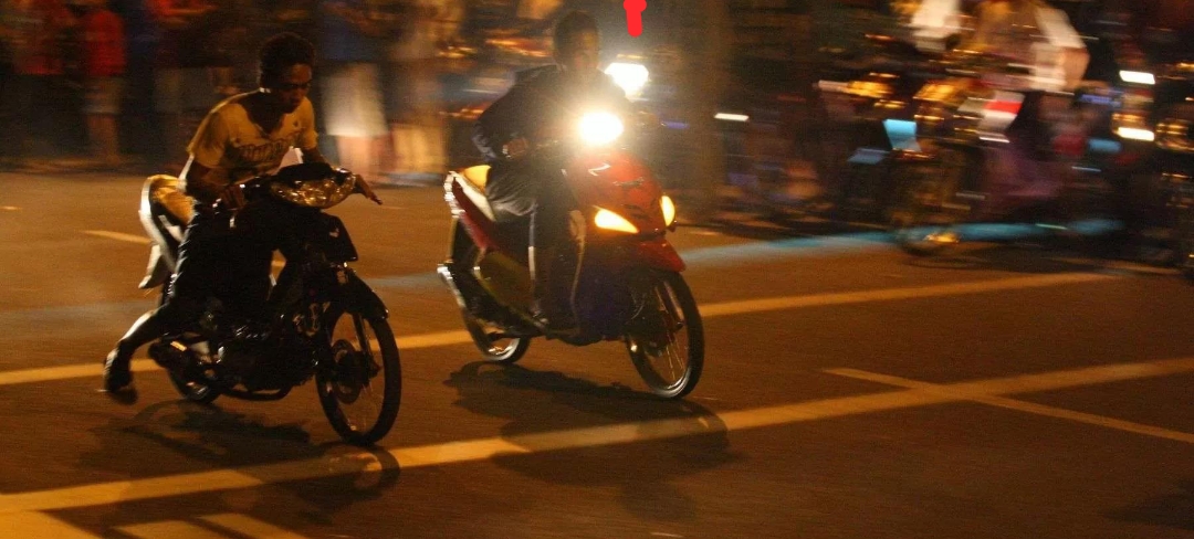 Aksi Balap Liar di Jalan Pemkab OKU Selatan Kembali Marak, Warga Resah