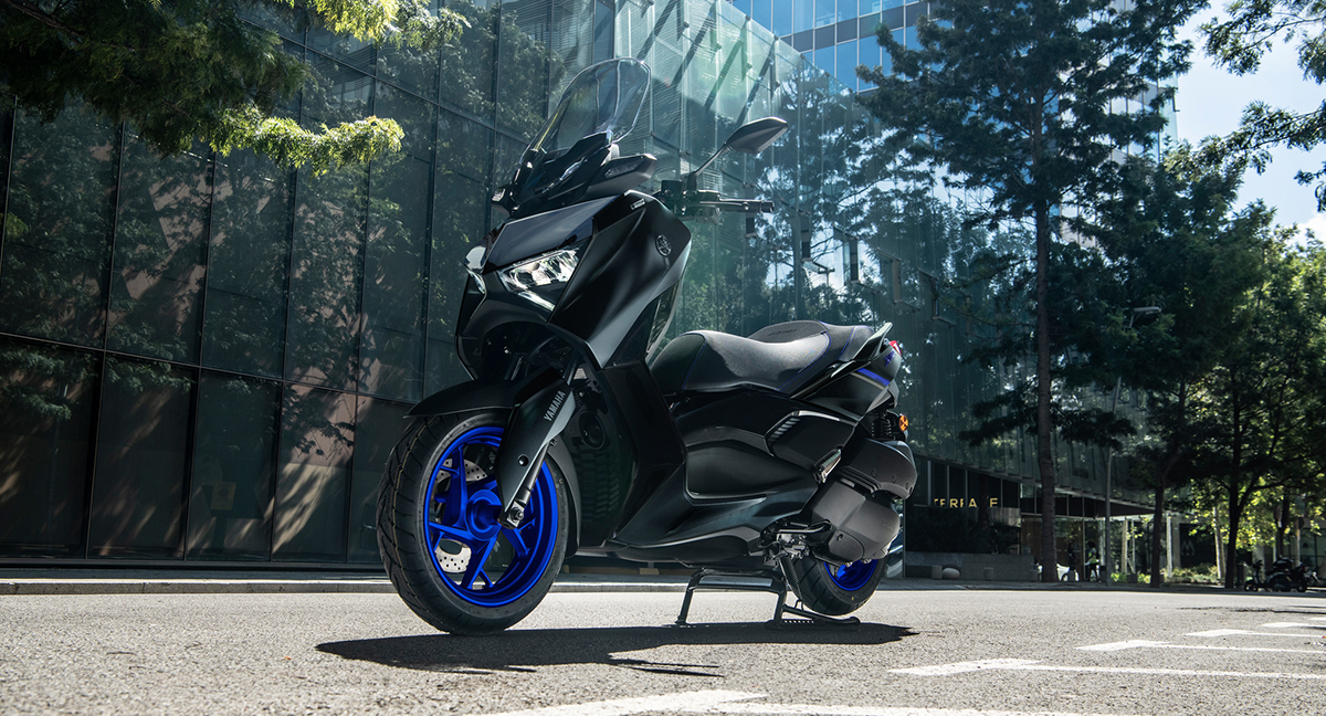 Yamaha Indonesia Luncurkan Warna Baru untuk XMAX Connected, Wah Bikin Tampilan Lebih Sporty dan Elegan!