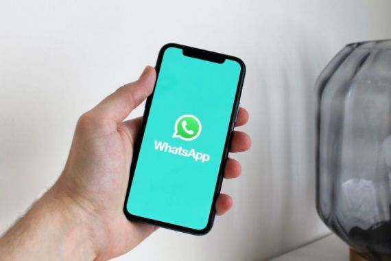 WhatsApp Siapkan Fitur Terbaru, Anggota Grup Bisa Berbagi Riwayat Pesan!