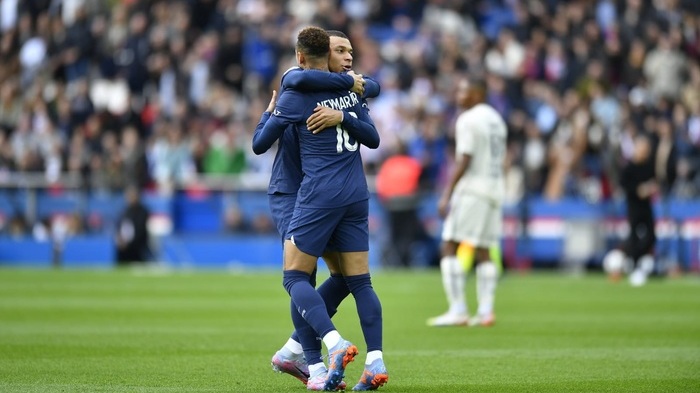 Al-Hilal Bidik Neymar Jr Setelah Gagal Rekrut Kylian Mbappe