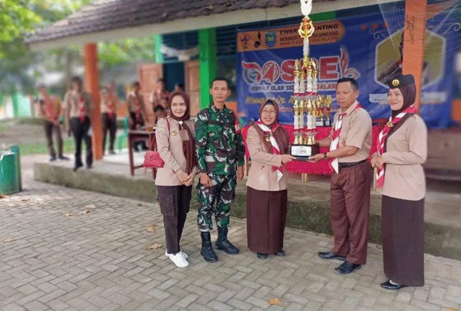 UPT SMPN 01 Simpang Raih Piala Bergilir Gospel Kwarran