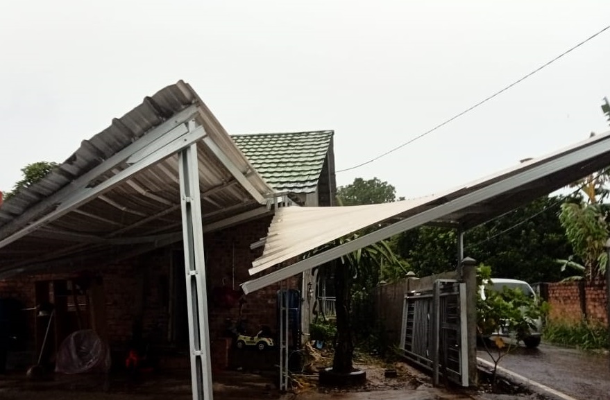 Diterjang Puting Beliung, 14 rumah di Prabumulih Rusak
