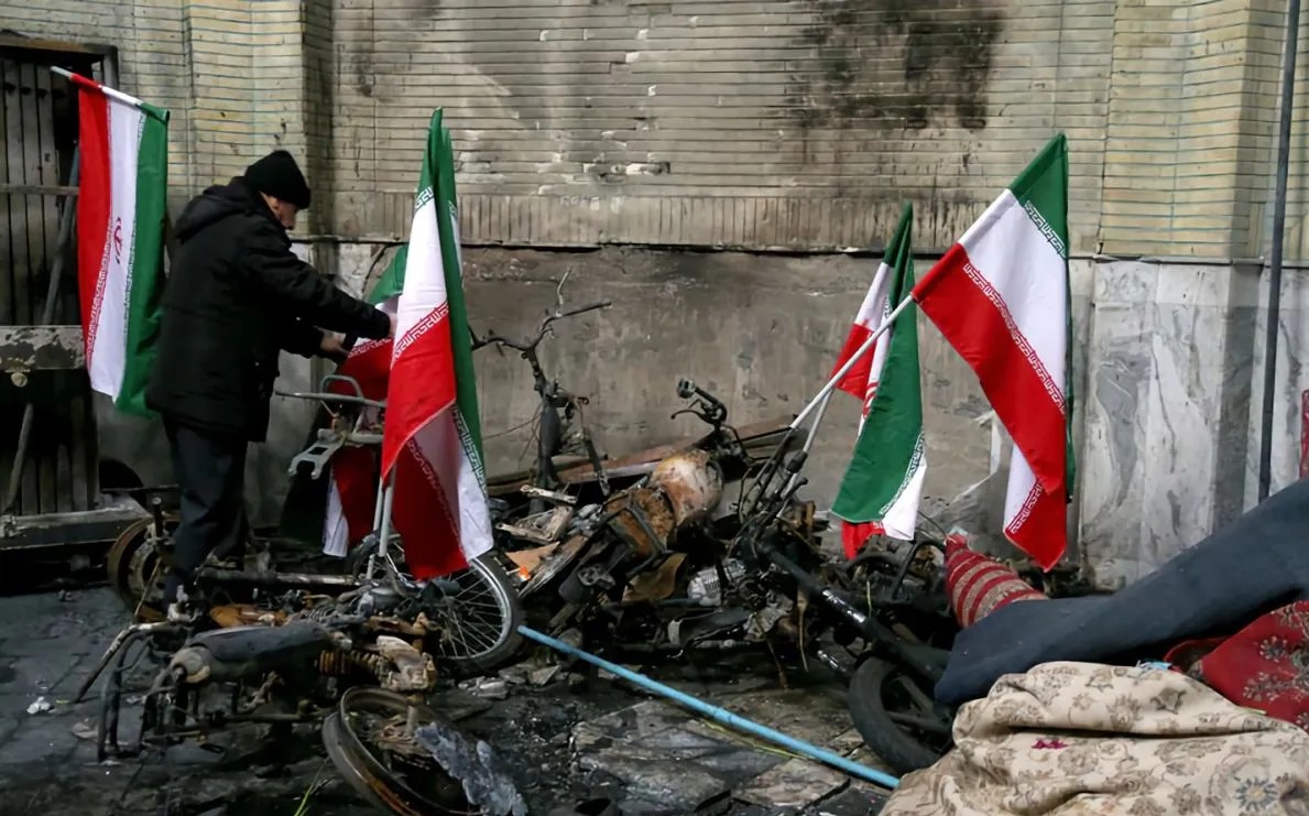 Iran tegaskan tak bahas program rudal, sambut dialog nuklir