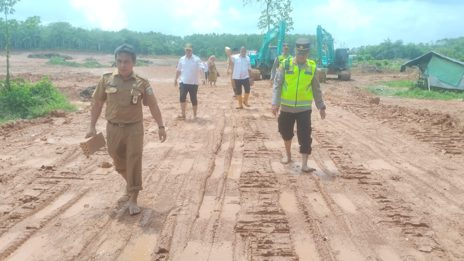 Dua Lokasi Galian Tanah di Gandus Disegel karena Tidak Memiliki Izin dari ESDM