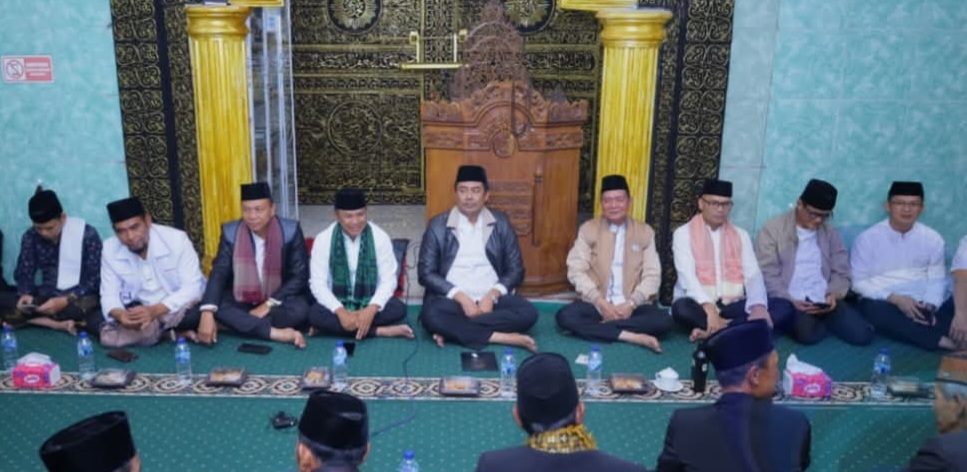 Bupati Abusama Hadiri Peringatan Nuzulul Qur’an di Pulau Beringin, Serap Aspirasi Warga
