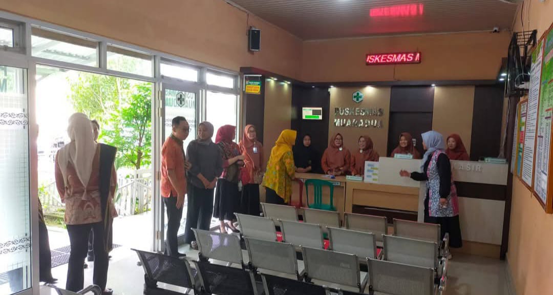 Dewan Pengawas BPJS Kesehatan Tinjau Pelayanan di Puskesmas Muaradua