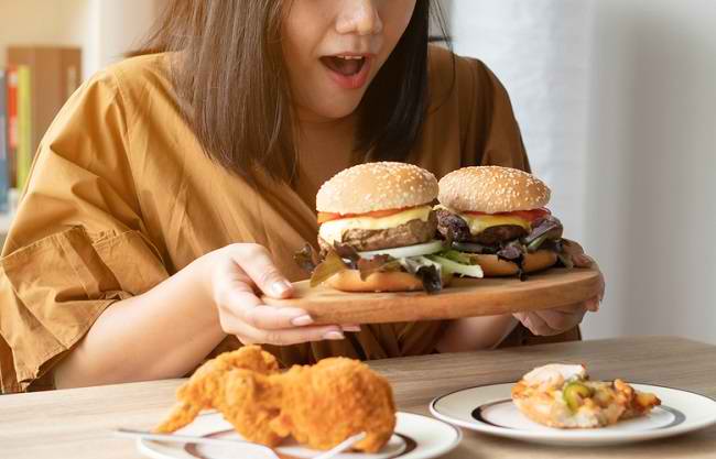 Hati- Hati lakukan Ini setelah makan, Beberapa Hal yang Sebaiknya Dihindari Setelah Makan