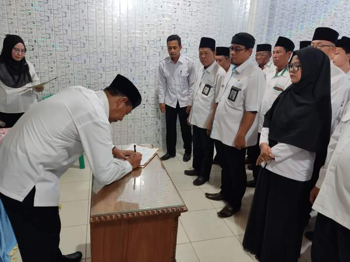 Kantor Kementerian Agama Kabupaten OKU Selatan Kukuhkan Pengurus BKM Kecamatan 2023-2027