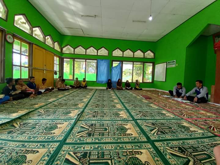 Tanamkan Nilai Agamis Siswa, SMPN 02 Buay Pemaca Gelar Lomba Baca Al-Qur'an