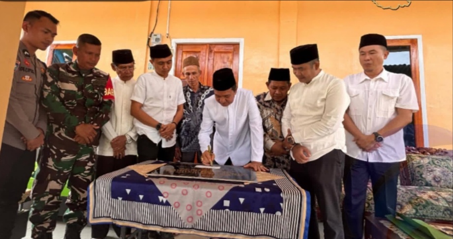 Wakil Bupati OKU Selatan Resmikan Mushalla Imam Asy Syafi’i di Desa Pagar Dewa