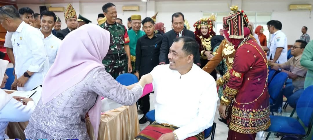 Bupati dan Wakil Bupati OKU Selatan Tinjau Bhakti Sosial Donor Darah Peringati Hari Jadi ke-22