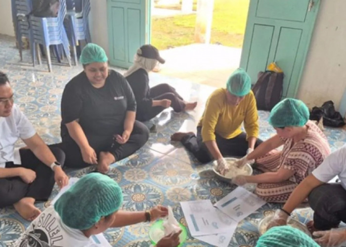 Sinar Mas Agribusiness and Food Perkuat Ekonomi Desa Melalui Budidaya Lele Berbasis Teknologi