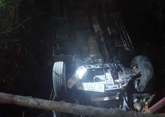 Tragis! Mobil Terjun ke Jurang di Lubuk Rumbai, Satu Penumpang Meninggal Dunia