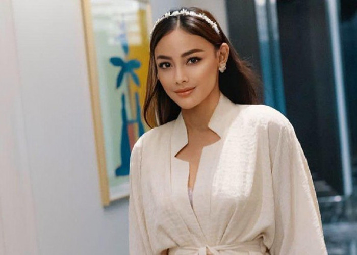 Bela Palestina, Puteri Indonesia 2013 Berdebat Sengit dengan Miss Israel di Instagram