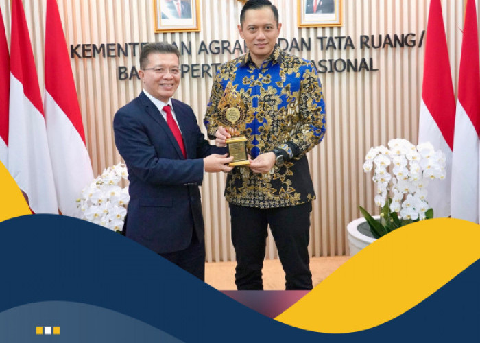 Menteri AHY Terima Penghargaan Tokoh Pendorong Investasi dalam Negeri Melalui Reforma Agraria dan Pemberantasa