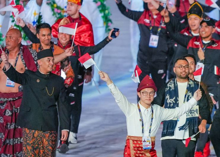 Gurbernur Sumsel Bangga Ketua Kontingen Indonesia Promosikan Baju Adat Sumsel di Opening Ceremony SEA Game