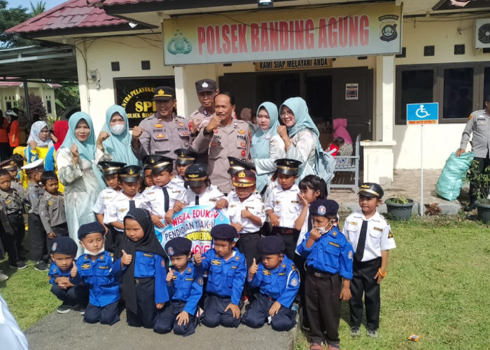 Polsek Banding Agung Terima Kunjungan Anak TK/PAUD se-Kecamatan BPRRT