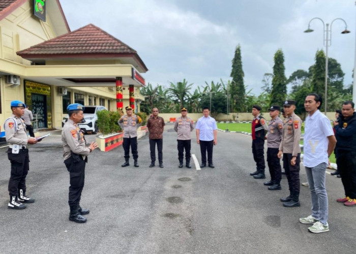 Selama Operasi Pekat Musi 2026, Propam Polres OKUS Ajak Warga Aktif Jaga Keamanan dan Ketertiban