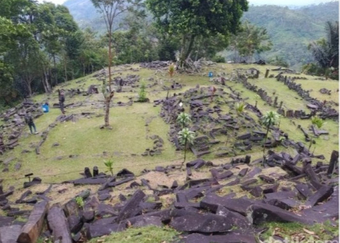 Gunung Padang Disebut Situs Tertua Di Dunia Mengalahkan Piramida Giza di Mesir