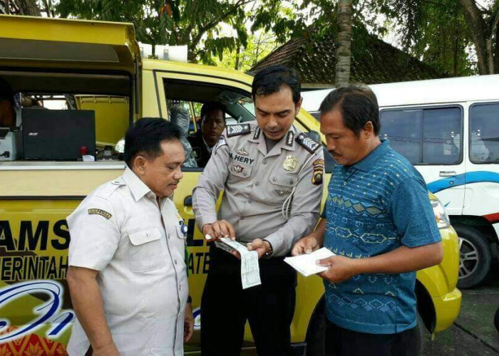 STNK Mati 2 Tahun Kendaraan Dianggap Bodong, Dilarang Ngaspal